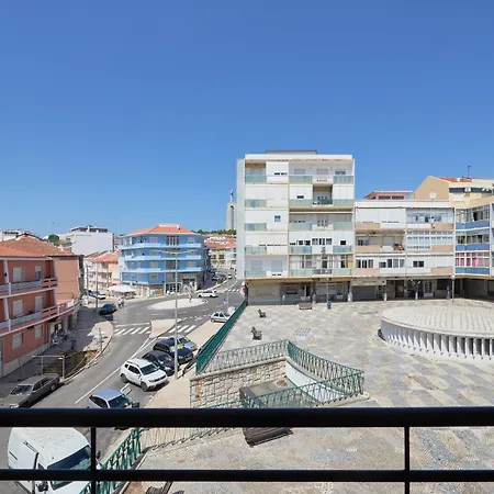 Calm & Relaxing W/ Terrace In Apartmán *