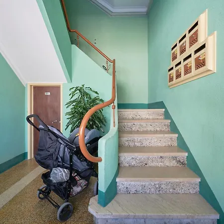 Calm & Relaxing W/ Terrace In * Almada