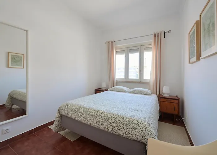 Apartmán Calm & Relaxing W/ Terrace In