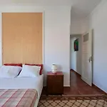 Appartement Calm & Relaxing W/ Terrace In Almada