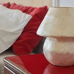 Calm & Relaxing W/ Terrace In Appartement