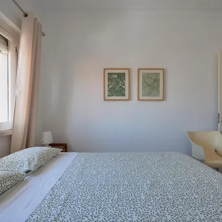 Apartment Calm & Relaxing W/ Terrace In